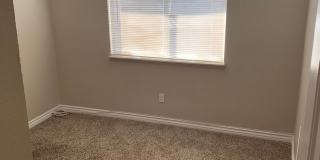 spacious 3 bedroom 2 bath home with large yard, indoor laundry room spacious 3 bedroom 2 bath home with large yard, indoor laundry room Gallery 4