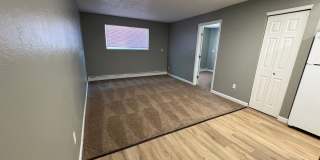 Mountain Pointe Apartments Gallery 16