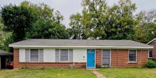 204 West Park AvenueMontgomery Gallery 1