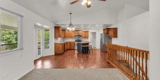 Spacious 5 Bed Kaysville Home with 3-Car Garage Gallery 12