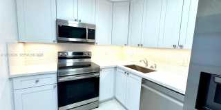 105-107 NE 30th Ct Gallery 9