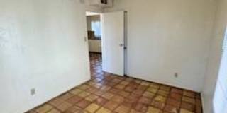 1303 North Columbus Boulevard Gallery 13
