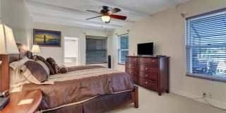 562 Goldcoast Ct Gallery 11