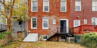 1209 DUKELAND Street Gallery 17