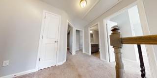 Beautiful 2 Story Home in W Richland Gallery 17