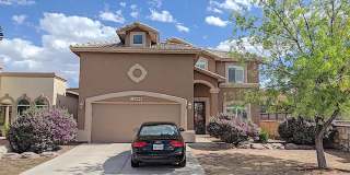 East El Paso Refrig A/C 4bed across from Park! Gallery 1