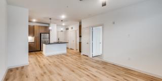 Burnett Lofts Gallery 14