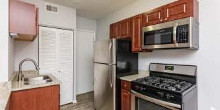 3710 N Sheffield Gallery 3