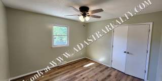 Nice Updated 2 Bed 1.5 Bath Duplex in Basehor-Available NOW!! Gallery 21