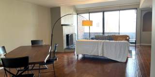 28 MAIN Street Gallery 19