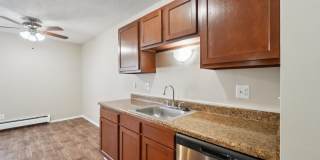 Rochester Square Gallery 24