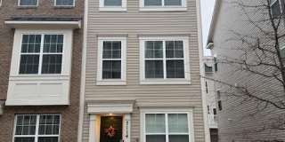 7114 MASONRY Alley Gallery 1