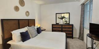 Annual UNFURNISHED or FURNISHED for your convenience: 2 Bedroom 2 Bathroom 2nd Floor Elevator access Condo in Wellen Park with GOLF MEMBERSHIP available! Gallery 44