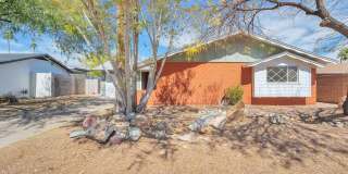 Spacious 3-bedroom, 3-bathroom home with an attached casita located in Scottsdale, AZ Gallery 1