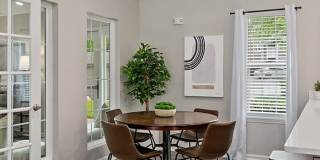 Pepperstone Gallery 24