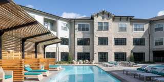 The Sterling at Oak Hills Gallery 17