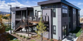 70 Beryl Ave Apt 3B Gallery 1