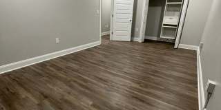 Emhardt Apartments Gallery 18