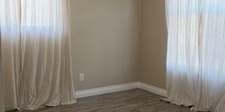 5 Bed 3 Bath House Available Now! Gallery 26