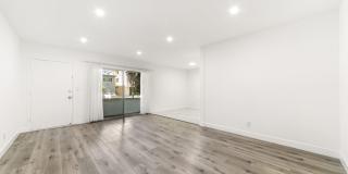 1850 Camden Apartments Gallery 15