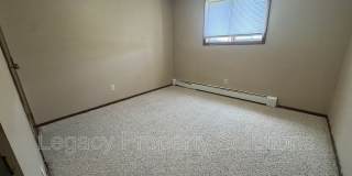 305 E Expressway Gallery 5