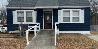 Room in 4 Bedroom Home at Alma St Gallery 1