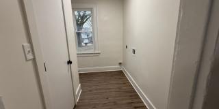 977 Miller Avenue Gallery 22