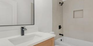 6060 Winston Trace Gallery 24