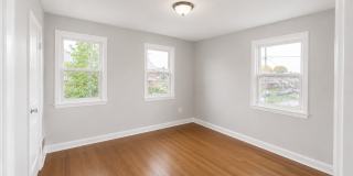 Charming 3 Bedroom Home with Finished Basement & Fenced Backyard Charming 3 Bedroom Home with Finished Basement & Fenced Backyard Gallery 19