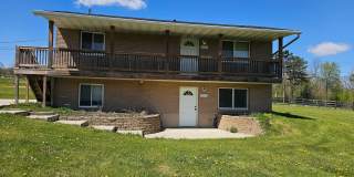 UPDATED 2 BEDROOM DUPLEX HOMES FOR LEASE! Gallery 1