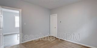 743 Cottage Avenue Gallery 23