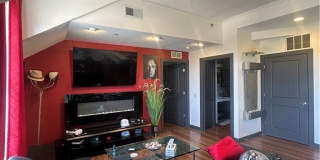 1846 Front Street Gallery 16