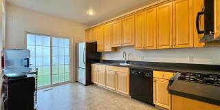 406 Birch Court Gallery 5