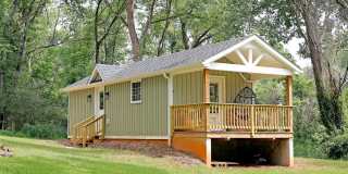 Wooded Cottage Retreat on 2.7 Acres - Furnished, Includes Internet, Dog-Friendly Gallery 1