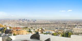 2231 Sunset Plaza Dr Gallery 14