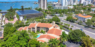 800 Hudson Avenue - 303 Gallery 1