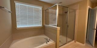 Stunning and Spacious Mandarin Beauty! Stunning and Spacious Mandarin Beauty! Gallery 18