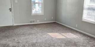 711 West 5th Street Gallery 1