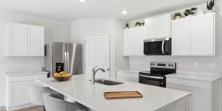 673 Bremerhaven Street NW Gallery 4