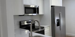 9209 Southampton Place Gallery 3