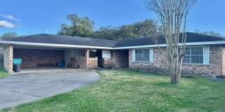 948 Mary Avenue Gallery 1