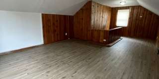 Beautifully Updated 3-Bedroom Bungalow-Ready for Move-In Gallery 5