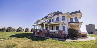 Spacious 4BR House in Stromsburg Gallery 1