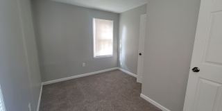 1109 E Kirby Ave Whim &amp; Proper, LLC) Gallery 17