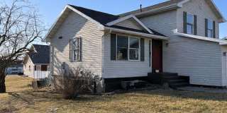 Charming 3 Bedroom Home for Rent in Springville Gallery 1