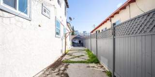 345 N Occidental Boulevard Gallery 13