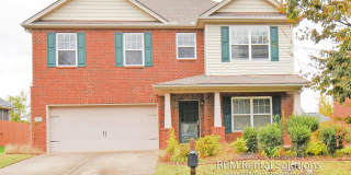 Amazing brick home in Brentwood! Large fenced backyard, washer/dryer included! Gallery 1