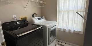 369 River Road Gallery 21