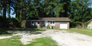 4004 Brandywine Drive conveniently located between Historic New Bern & MCAS Cherry Point! Gallery 1