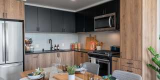 The George Gallery 100